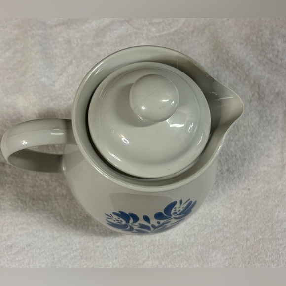Pfaltzgraff Yorktowne Vacuum Carafe Insulated Hot Cold Beverage Server Pitcher - Picture 5 of 11